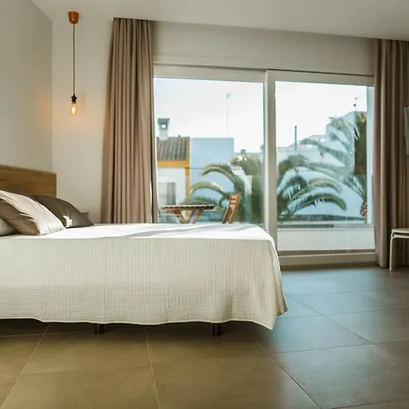 Aparthotel Zhr 3*