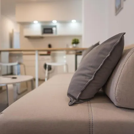 Aparthotel Zhr