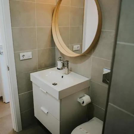 Zhr
