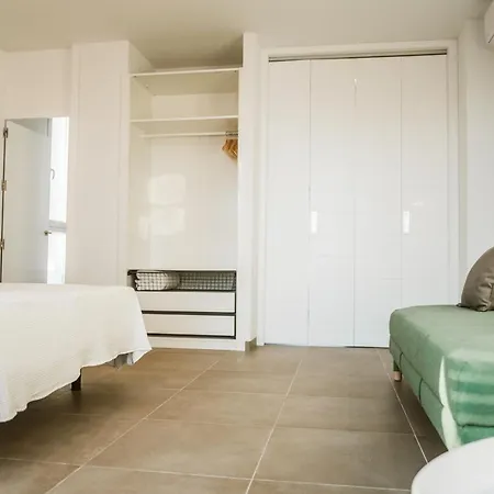 Zhr Aparthotel 3*